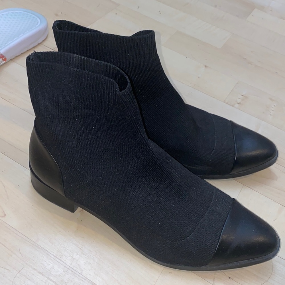 Stradivarius socks boots